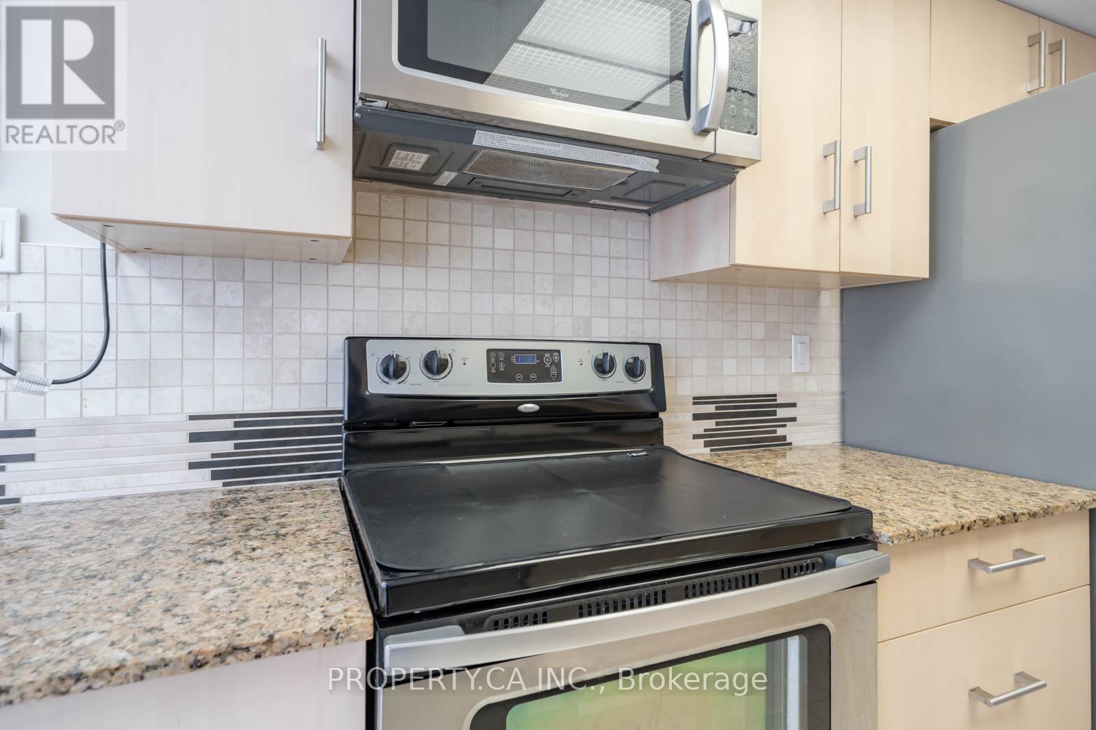 605 - 7460 Bathurst Street, Vaughan, Ontario  L4J 7K9 - Photo 14 - N12388195