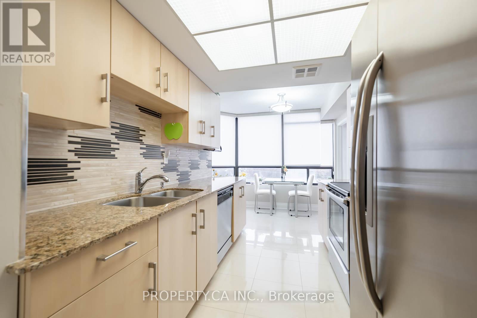 605 - 7460 Bathurst Street, Vaughan, Ontario  L4J 7K9 - Photo 20 - N12388195
