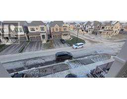 39 MONTROSE BOULEVARD, Bradford West Gwillimbury, Ontario