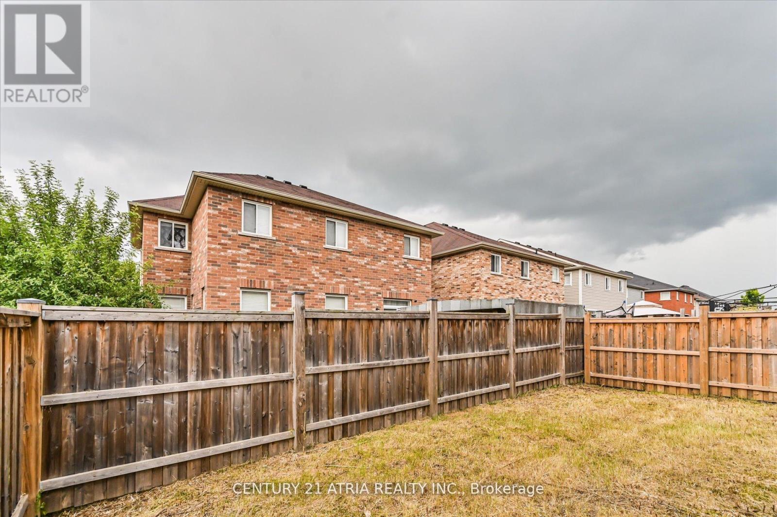 31 Fred Mason Street, Georgina, Ontario  L4P 0B2 - Photo 31 - N12388242
