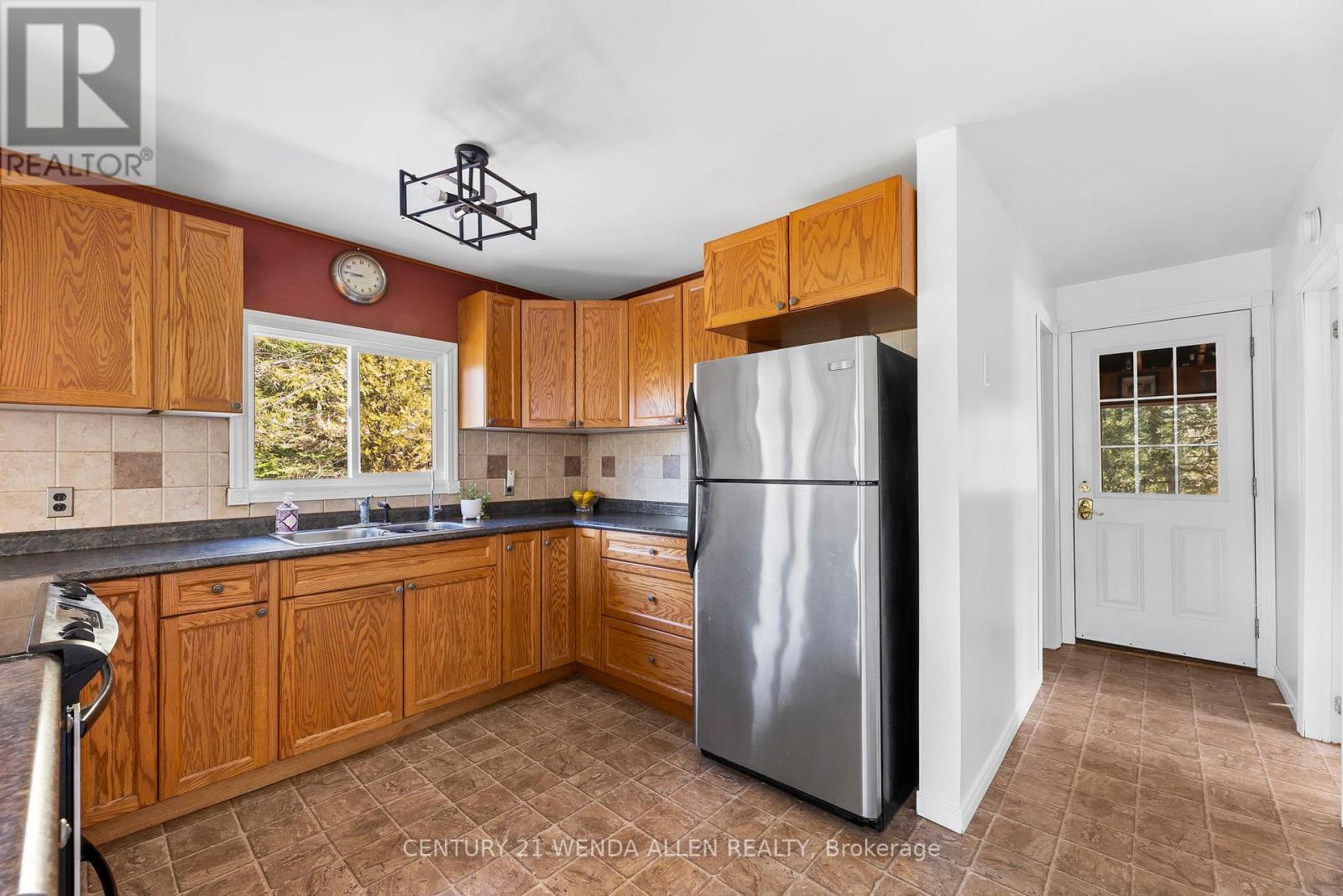 34c Bentley Lake Place, Faraday, Ontario  K0L 1C0 - Photo 15 - X12374513