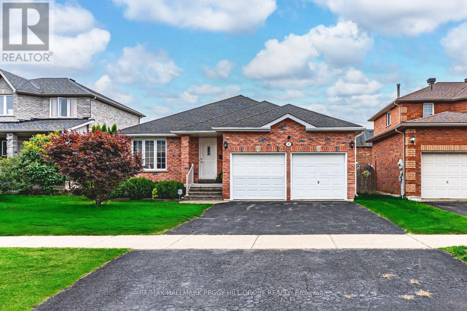 43 Cheltenham Road, Barrie (Georgian Drive), Ontario  L4M 6R8 - Photo 1 - S12388095