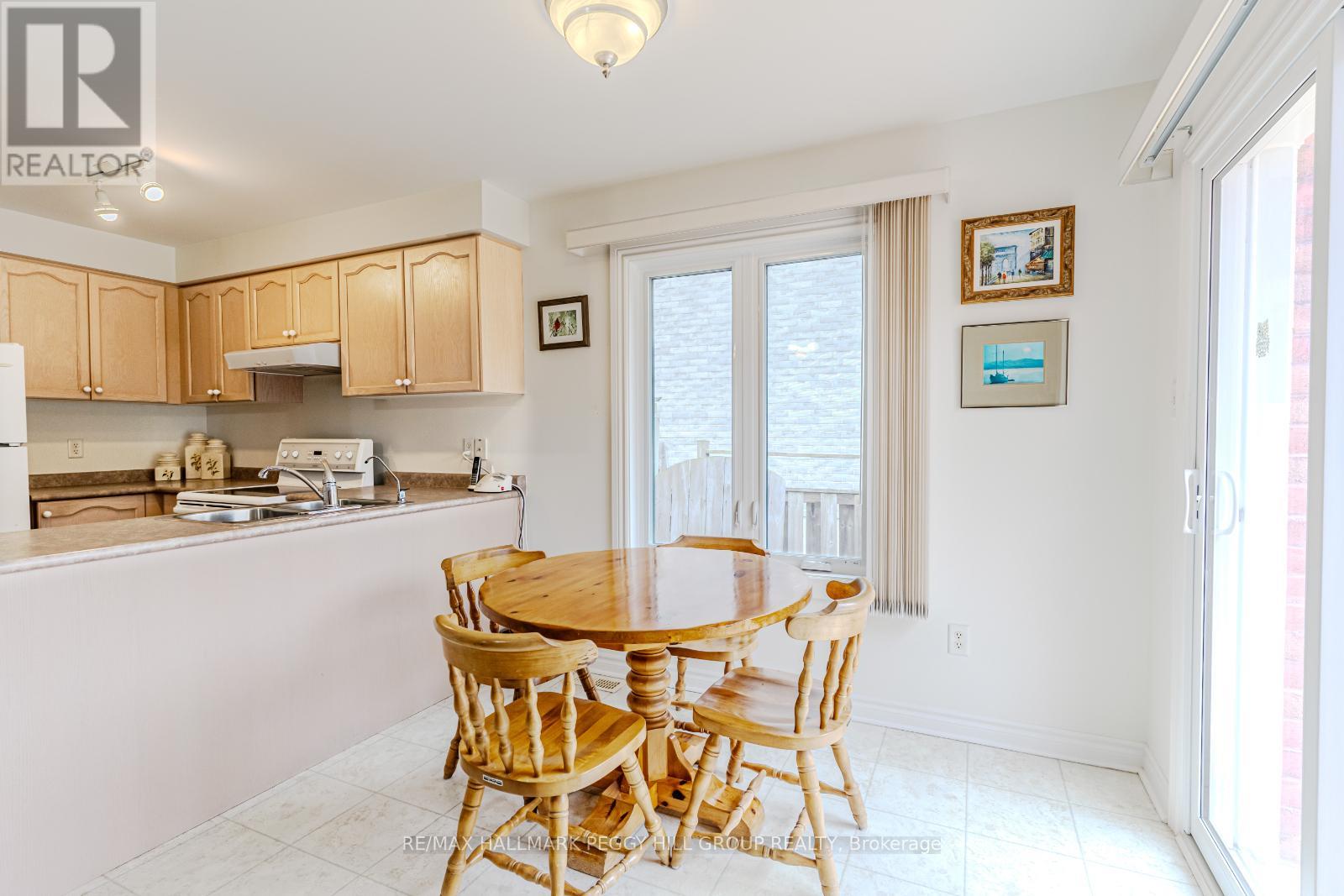 43 Cheltenham Road, Barrie (Georgian Drive), Ontario  L4M 6R8 - Photo 4 - S12388095