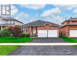 43 CHELTENHAM ROAD, Barrie, Ontario