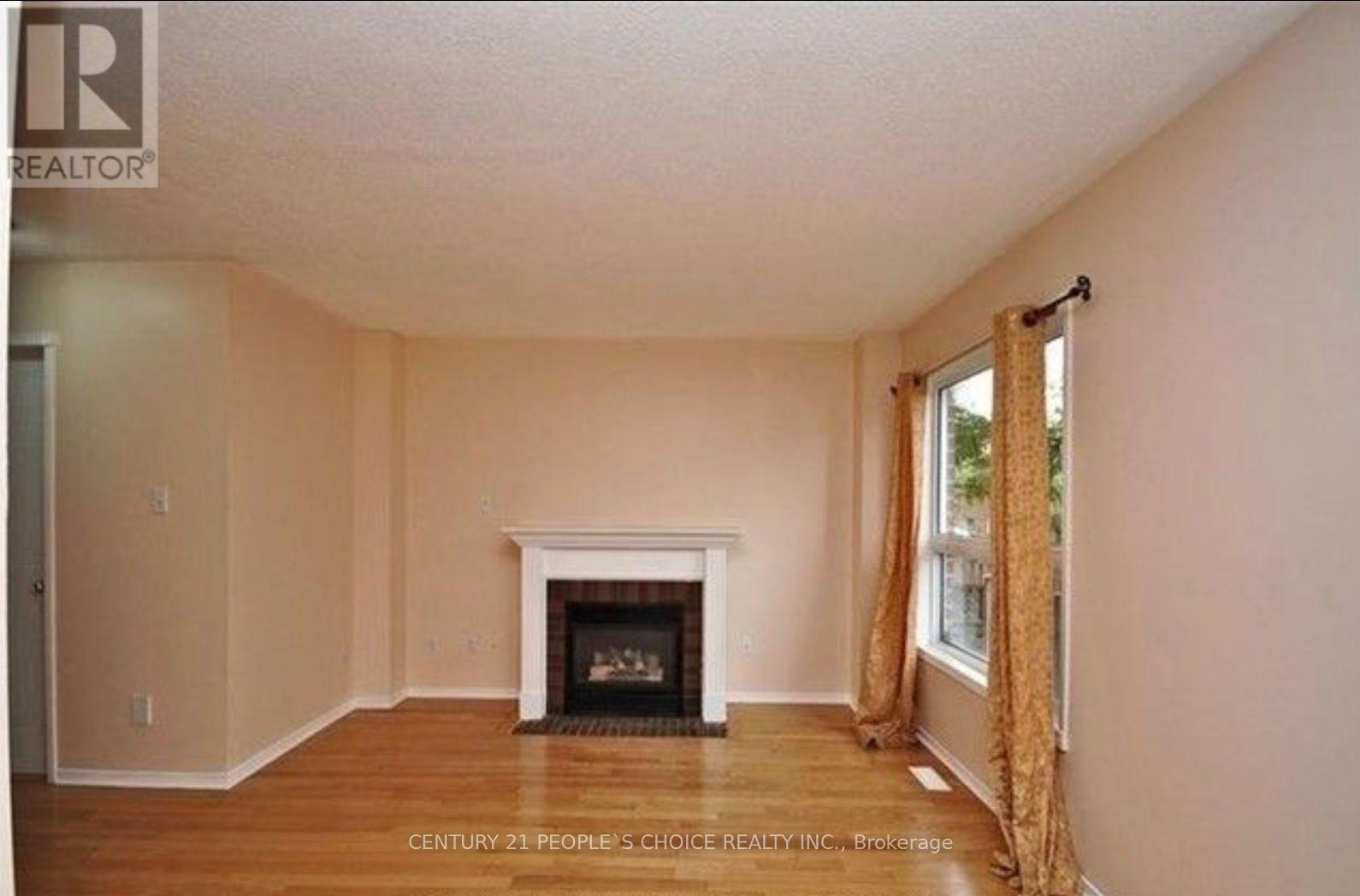 Upper - - 5689 Sidmouth Street, Mississauga, Ontario  L5V 2H1 - Photo 4 - W12382804