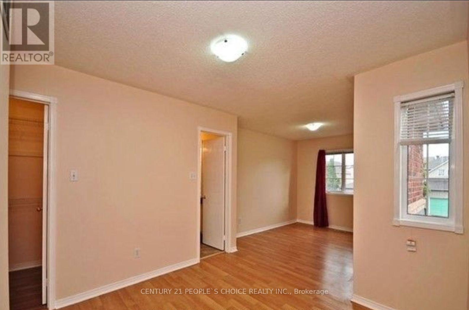 Upper - - 5689 Sidmouth Street, Mississauga, Ontario  L5V 2H1 - Photo 6 - W12382804