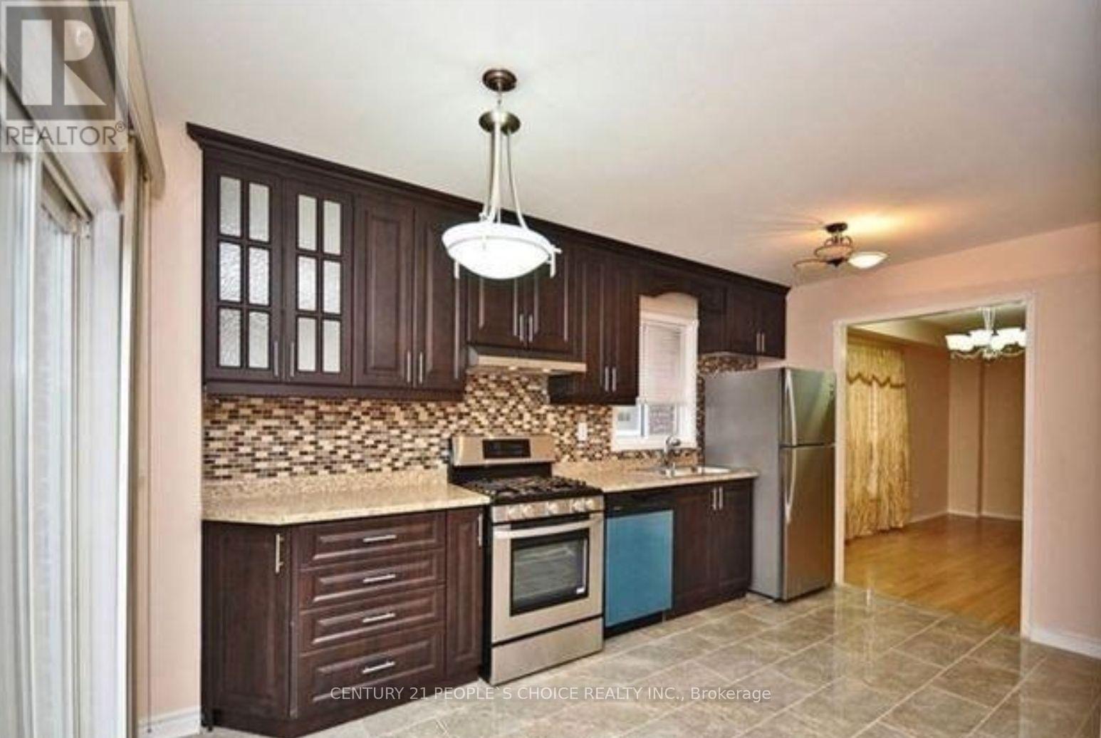 Upper - - 5689 Sidmouth Street, Mississauga, Ontario  L5V 2H1 - Photo 2 - W12382804