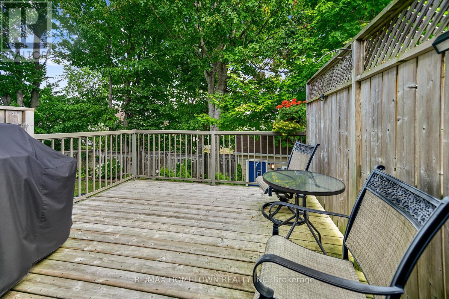 80 Cambridge Crescent, Brockville, Ontario  K6V 6L8 - Photo 24 - X12388402