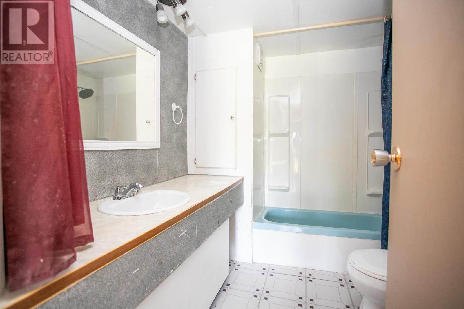 1118 Old Goulais Bay Rd, Sault Ste. Marie, Ontario  P6C 0A7 - Photo 11 - SM251376