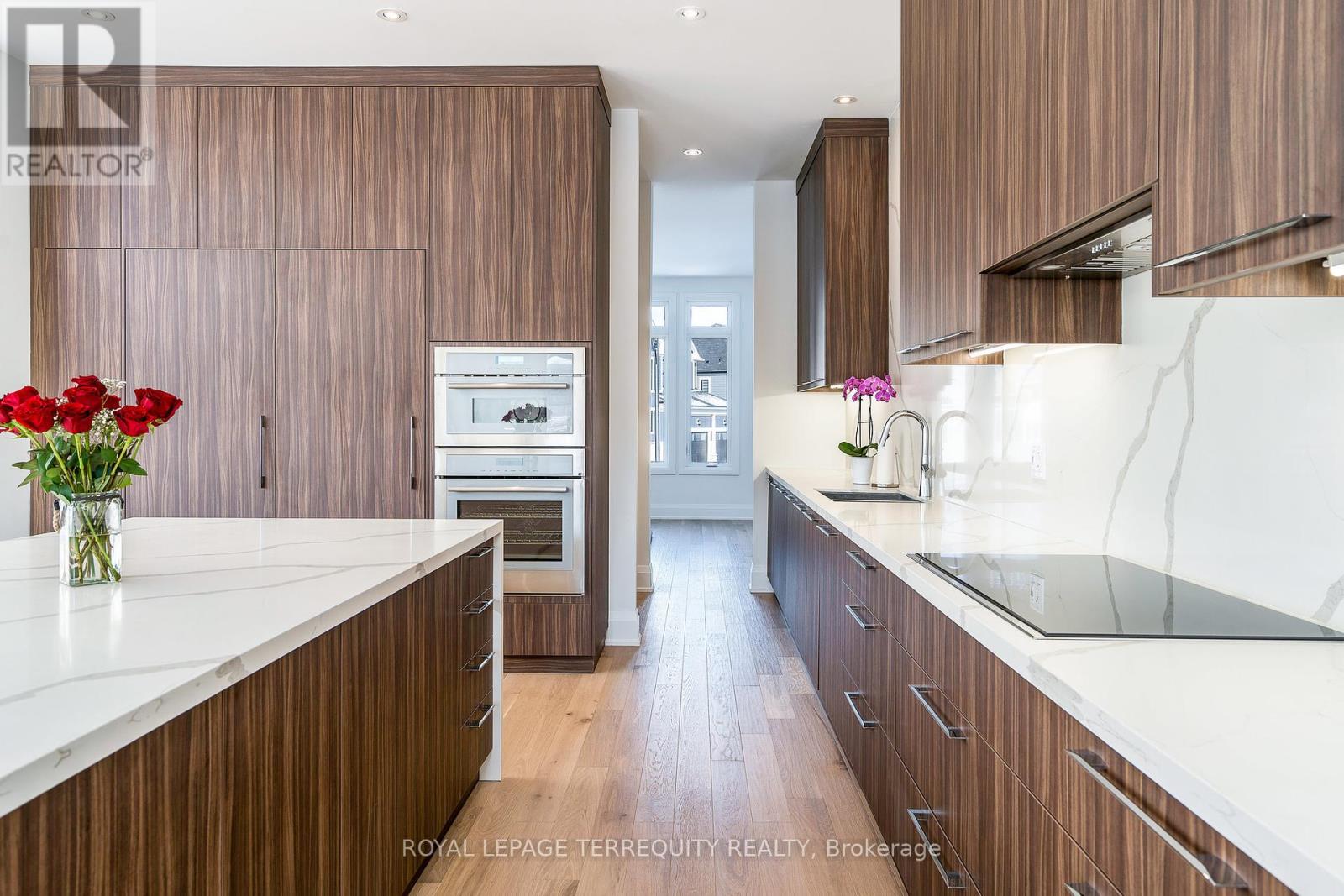 L/t - 109 Stillwater Crescent, Blue Mountains, Ontario  L9Y 4P5 - Photo 10 - X12355632