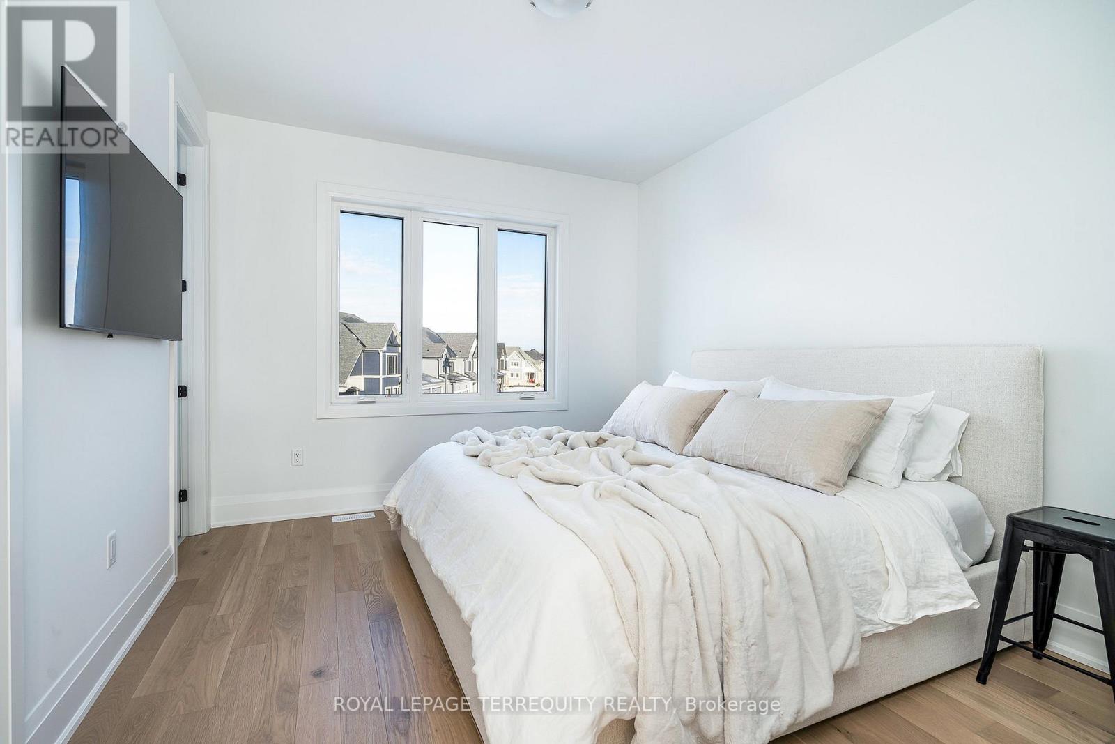 L/t - 109 Stillwater Crescent, Blue Mountains, Ontario  L9Y 4P5 - Photo 30 - X12355632