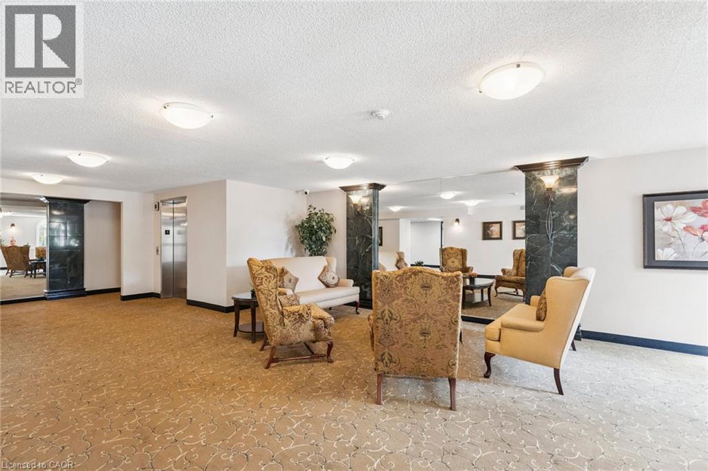 970 Golf Links Road Unit# 302, Ancaster, Ontario  L9K 1J8 - Photo 5 - 40765555