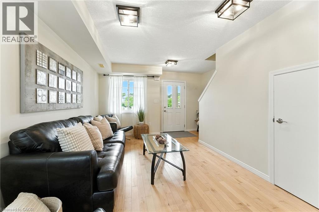 35 Mountford Drive Unit# 59, Guelph, Ontario  N1E 0G6 - Photo 6 - 40767016