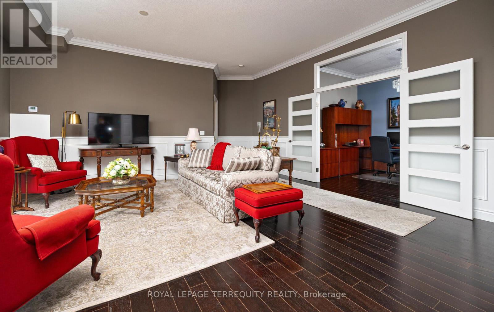 1302 - 1135 Royal York Road, Toronto, Ontario  M9A 0C3 - Photo 10 - W12388105
