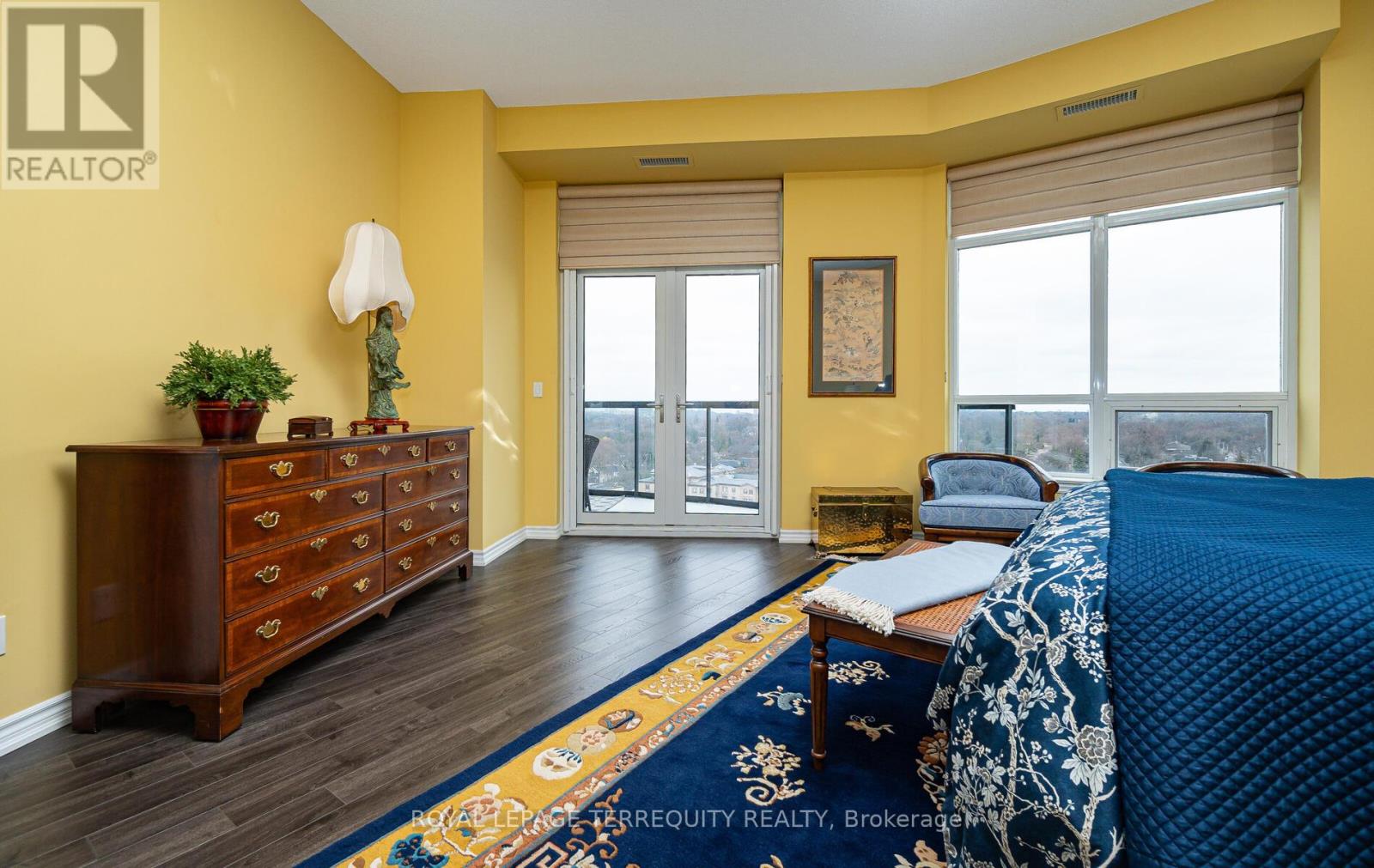 1302 - 1135 Royal York Road, Toronto, Ontario  M9A 0C3 - Photo 21 - W12388105