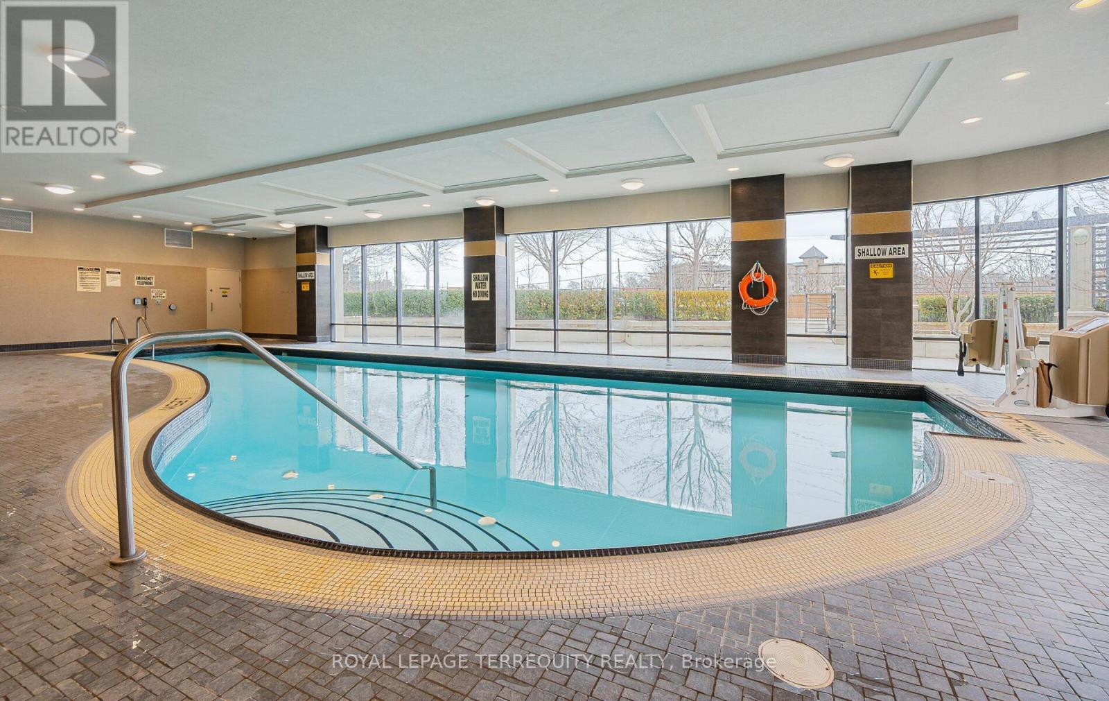 1302 - 1135 Royal York Road, Toronto, Ontario  M9A 0C3 - Photo 32 - W12388105
