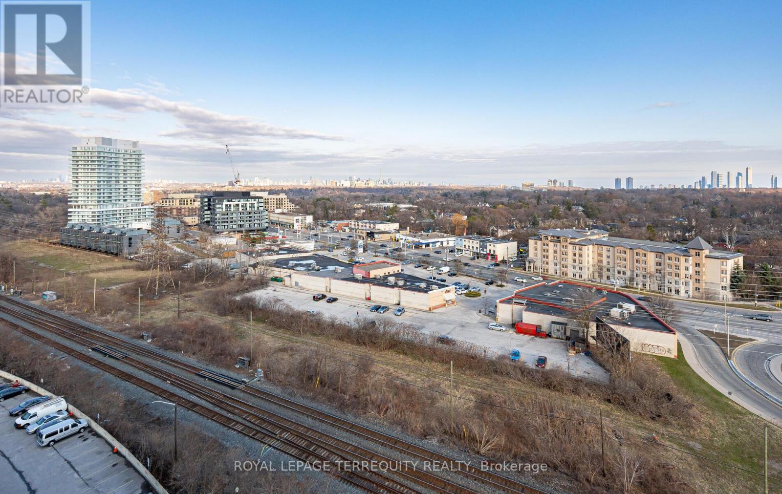 1302 - 1135 Royal York Road, Toronto, Ontario  M9A 0C3 - Photo 36 - W12388105