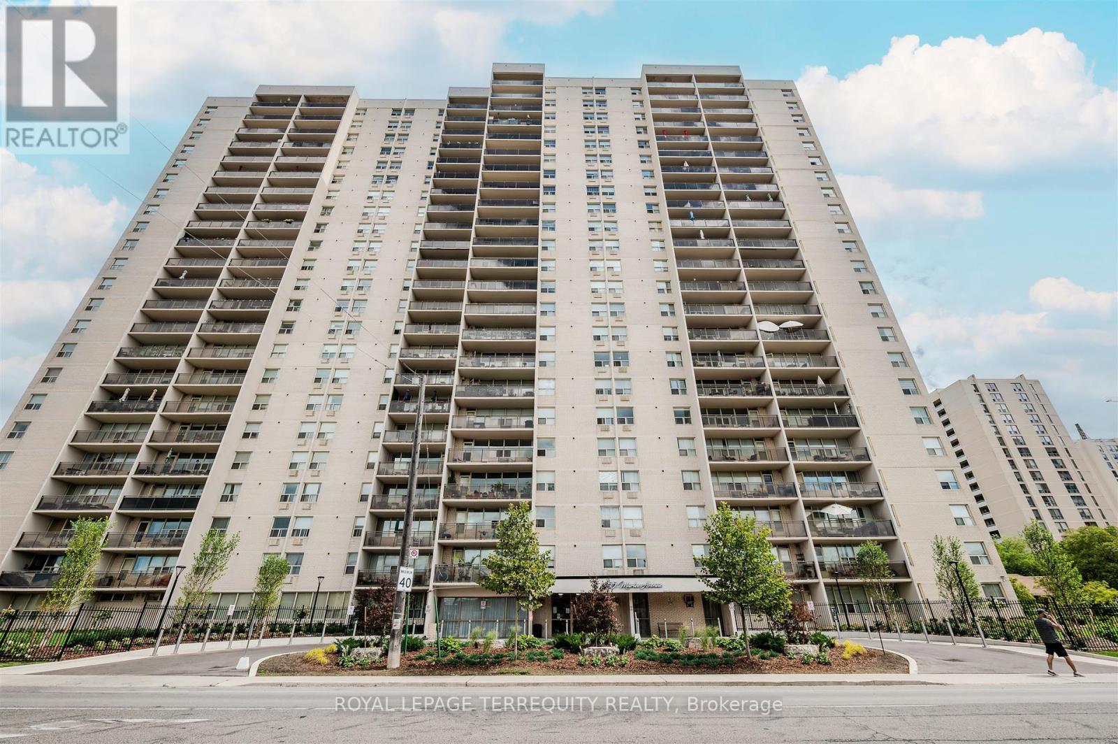 2201 - 155 MARLEE AVENUE, Toronto, Ontario