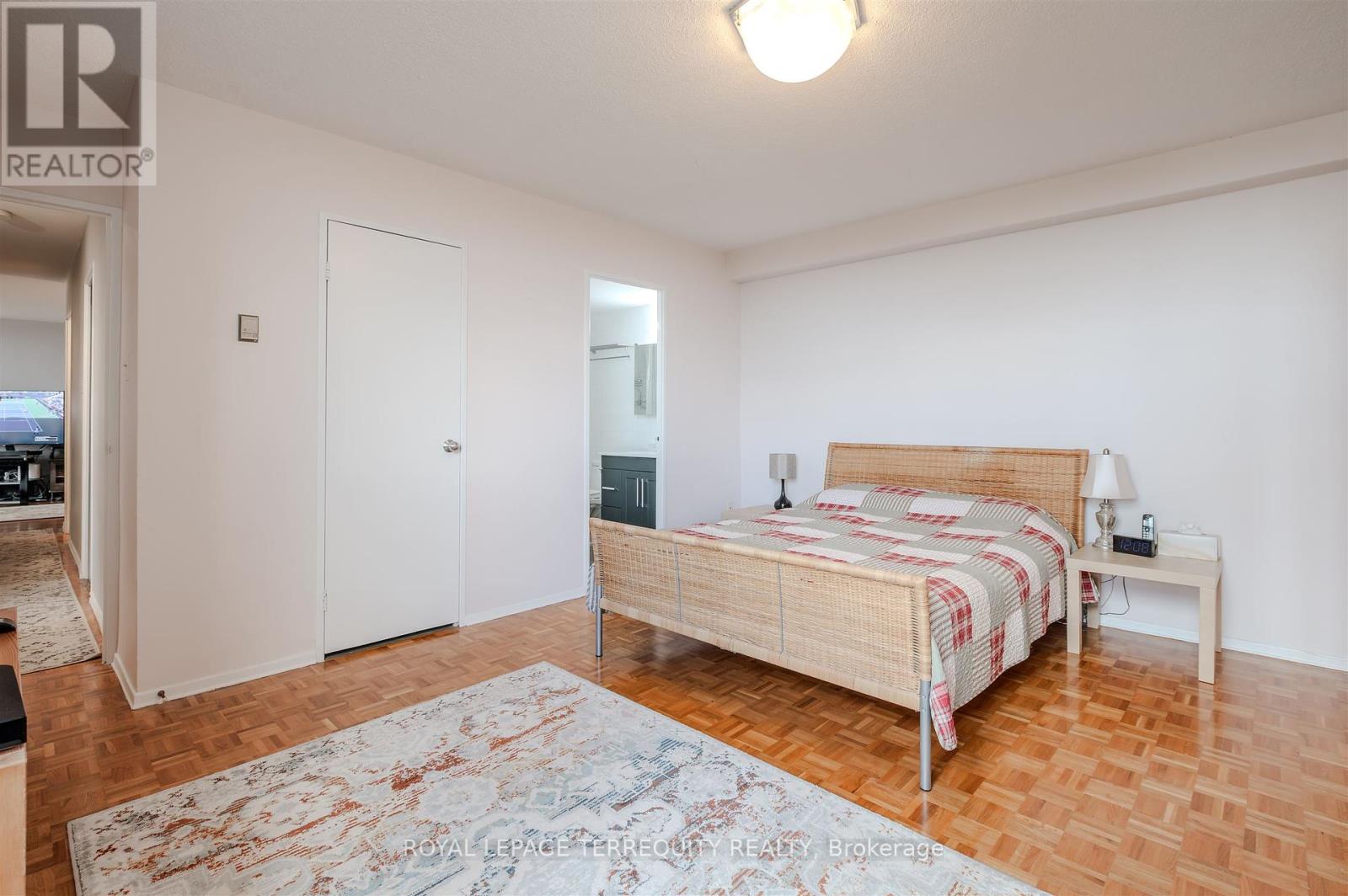 2201 - 155 Marlee Avenue, Toronto (Briar Hill-Belgravia), Ontario  M6B 4B5 - Photo 26 - W12388107