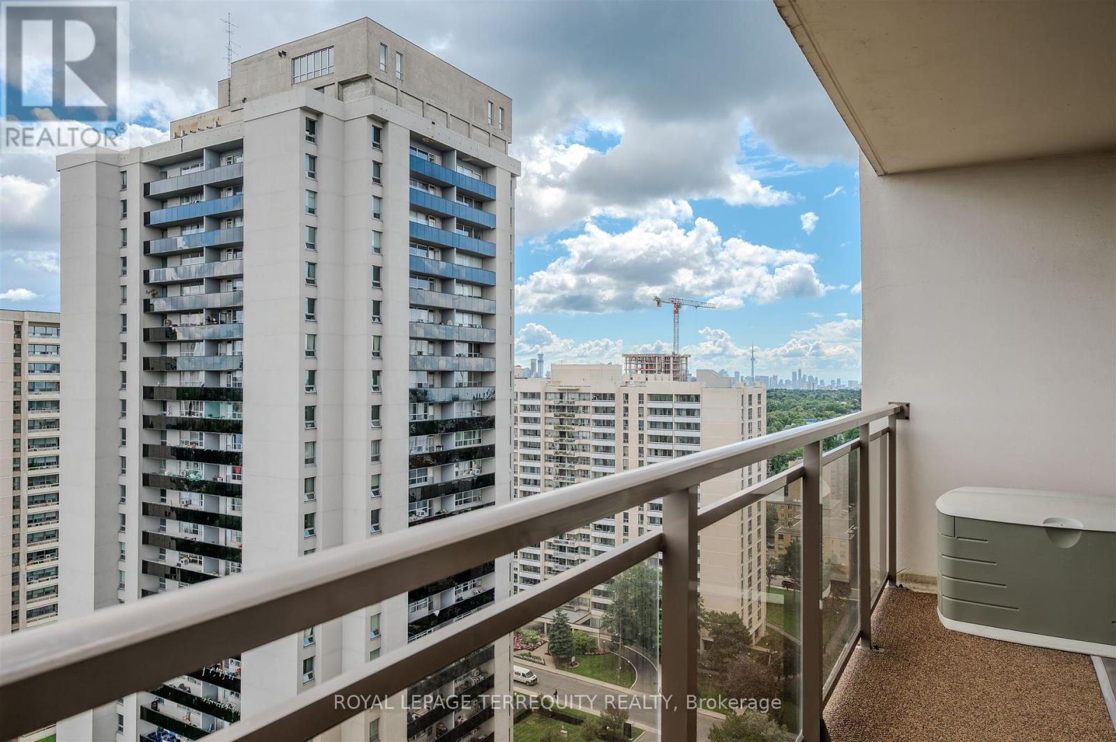 2201 - 155 Marlee Avenue, Toronto (Briar Hill-Belgravia), Ontario  M6B 4B5 - Photo 40 - W12388107
