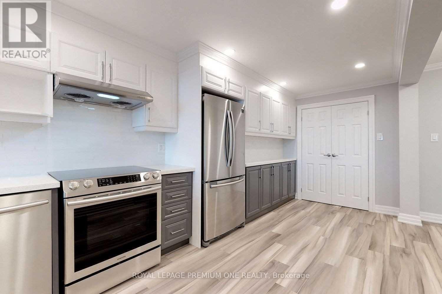 2106 - 234 Albion Road, Toronto, Ontario  M9W 6A5 - Photo 4 - W12388115