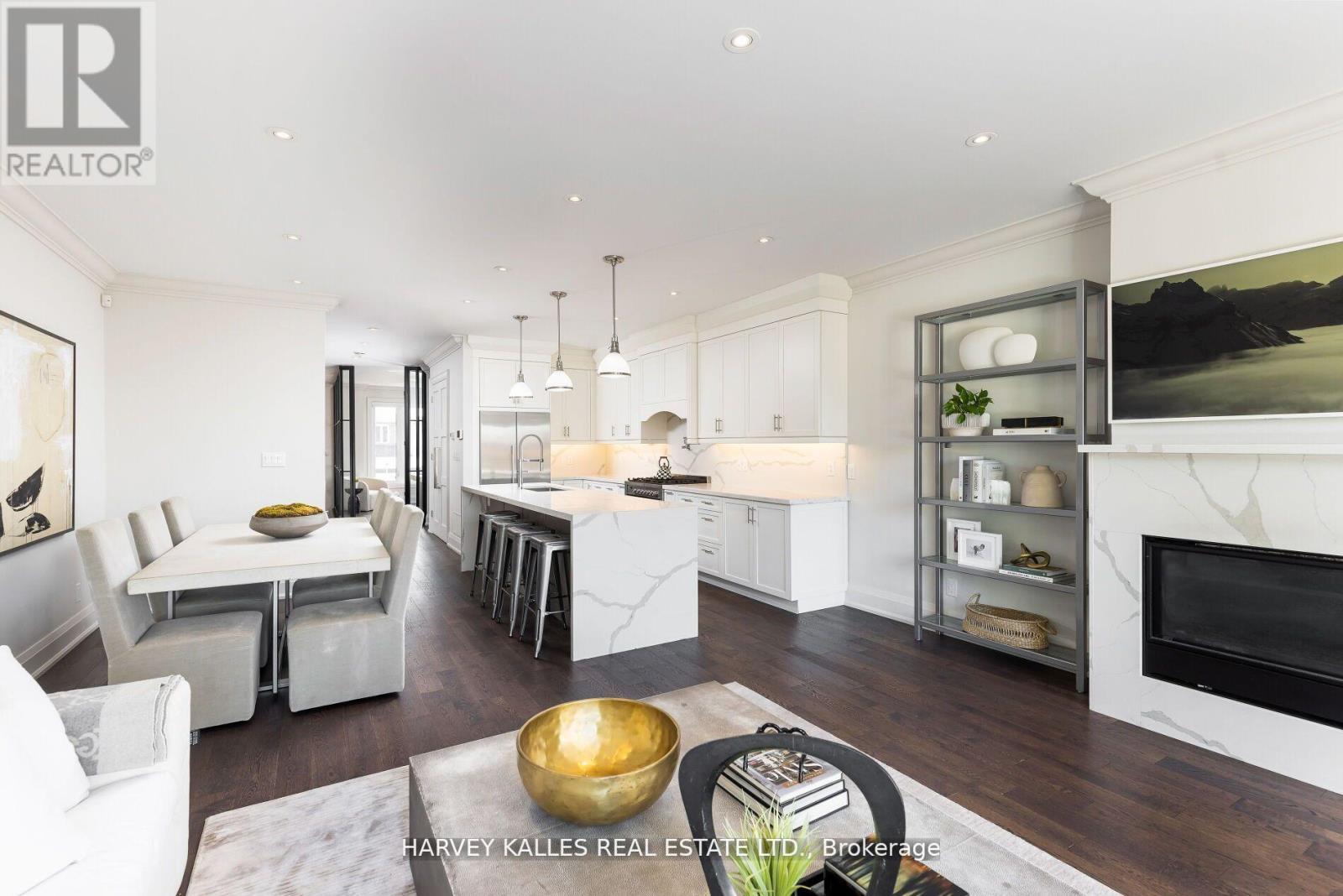 72b Renfield Street, Toronto (Brookhaven-Amesbury), Ontario  M6M 4V7 - Photo 8 - W12388128