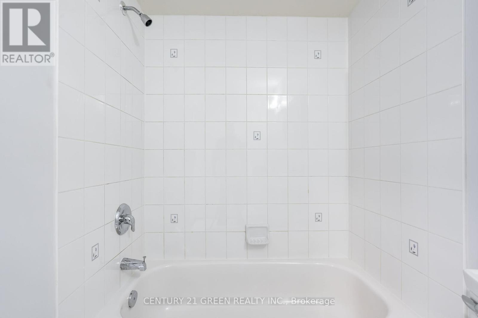 21 Galtee Road, Brampton (Credit Valley), Ontario  L6X 0J5 - Photo 27 - W12388160