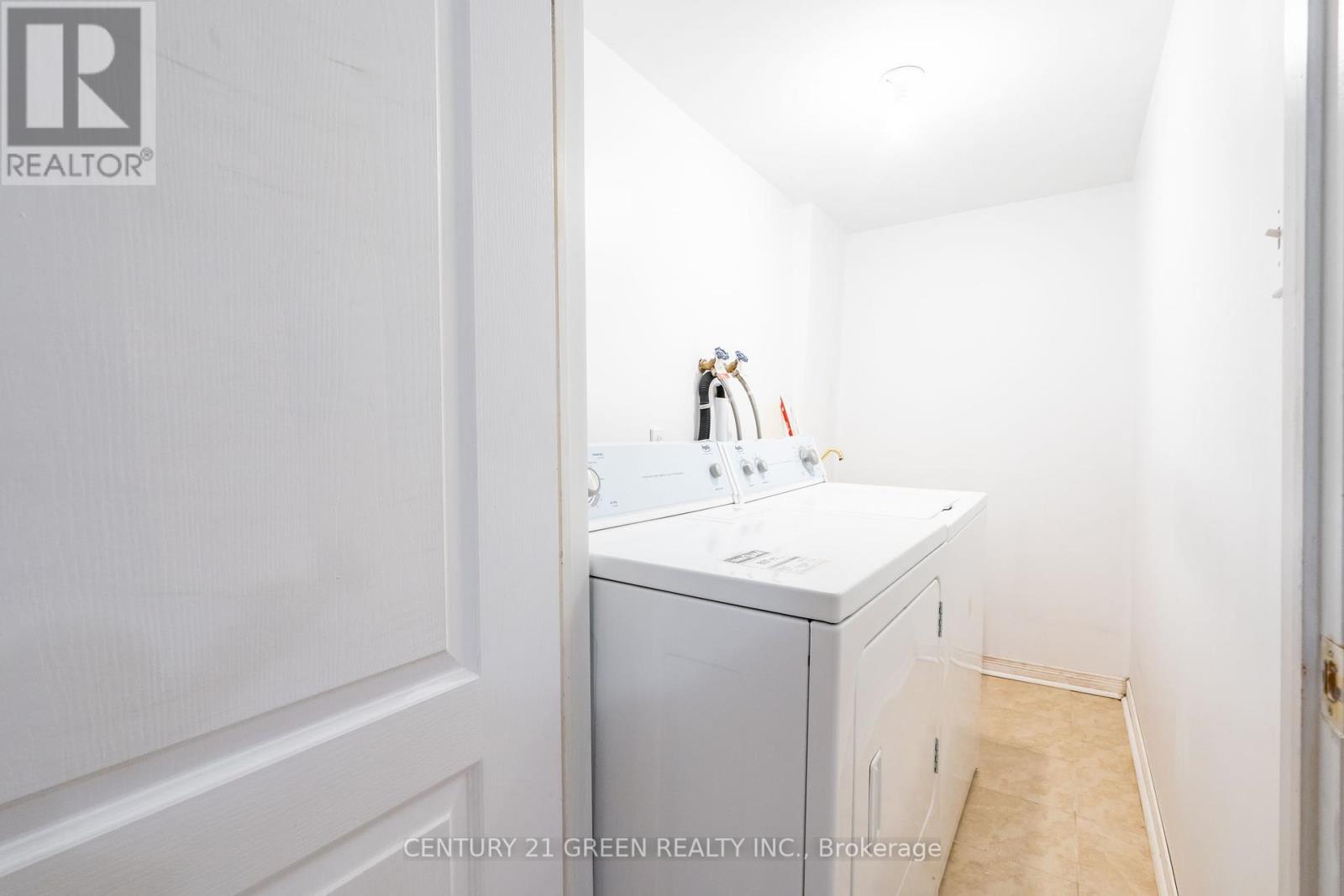 21 Galtee Road, Brampton (Credit Valley), Ontario  L6X 0J5 - Photo 41 - W12388160