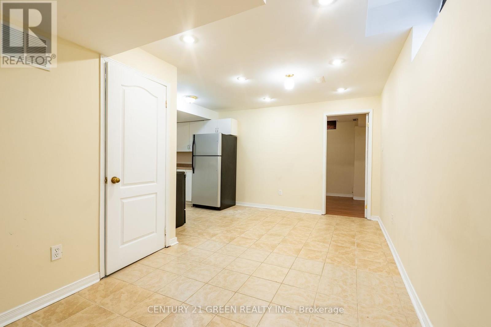 21 Galtee Road, Brampton (Credit Valley), Ontario  L6X 0J5 - Photo 42 - W12388160