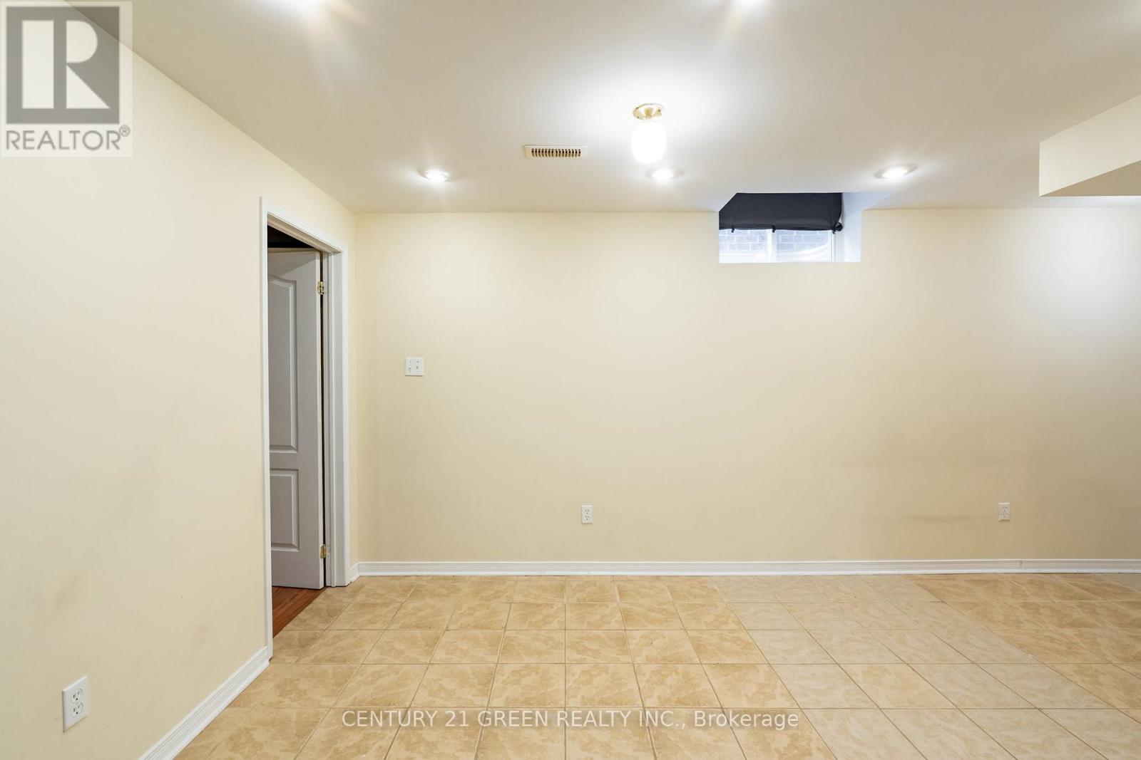 21 Galtee Road, Brampton (Credit Valley), Ontario  L6X 0J5 - Photo 43 - W12388160