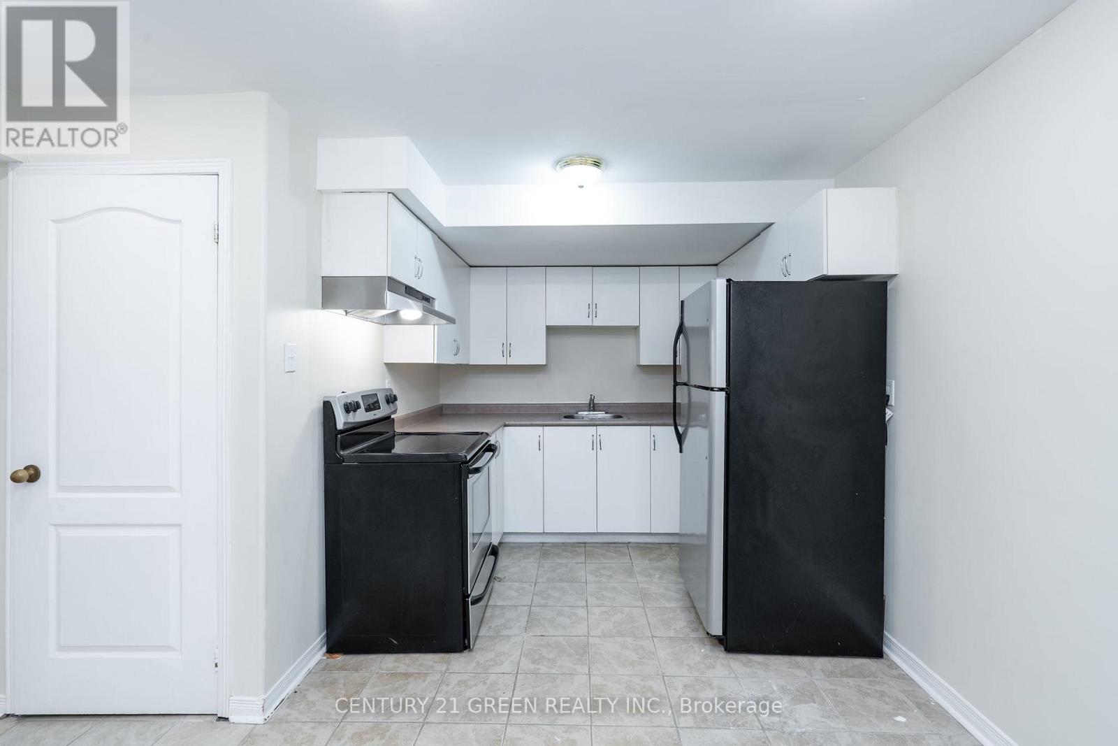 21 Galtee Road, Brampton (Credit Valley), Ontario  L6X 0J5 - Photo 44 - W12388160
