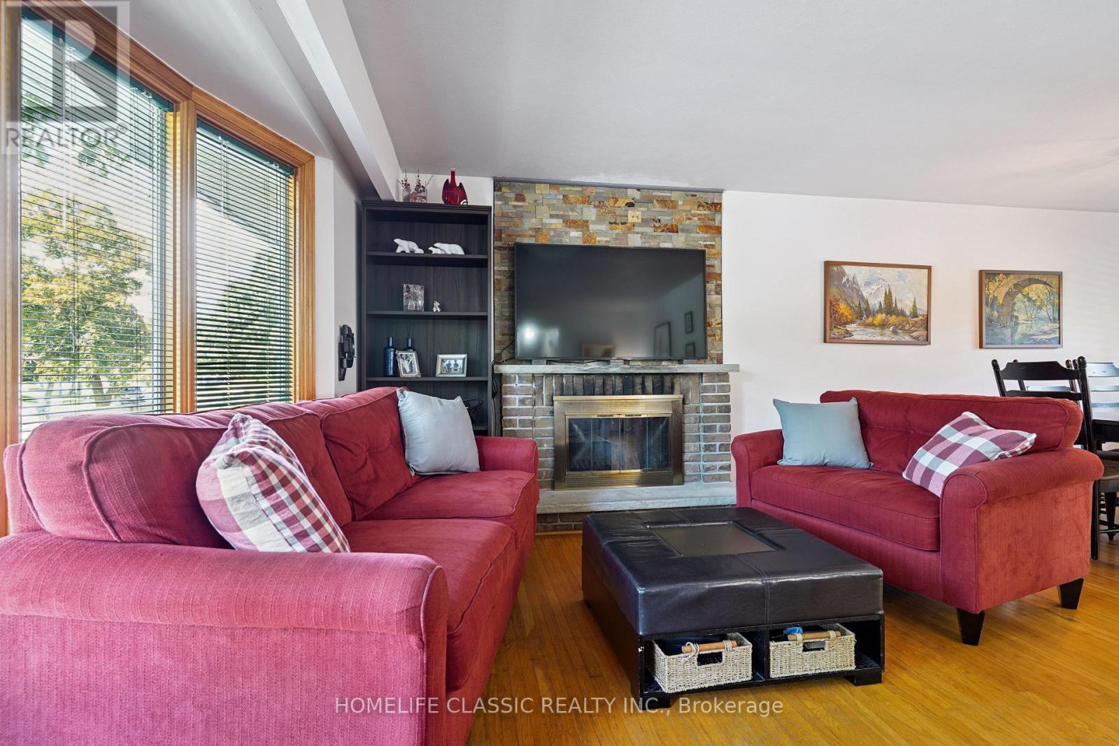 67 Beaver Bend Crescent, Toronto, Ontario  M9B 5R4 - Photo 10 - W12388186