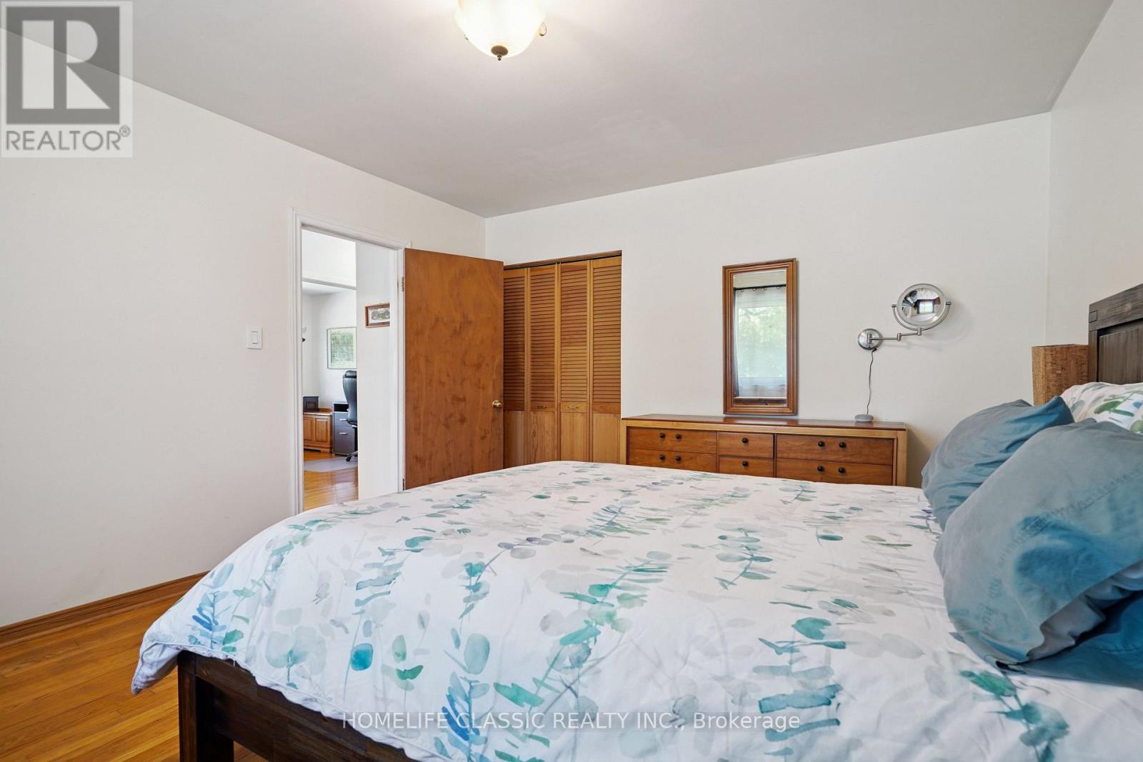 67 Beaver Bend Crescent, Toronto, Ontario  M9B 5R4 - Photo 22 - W12388186
