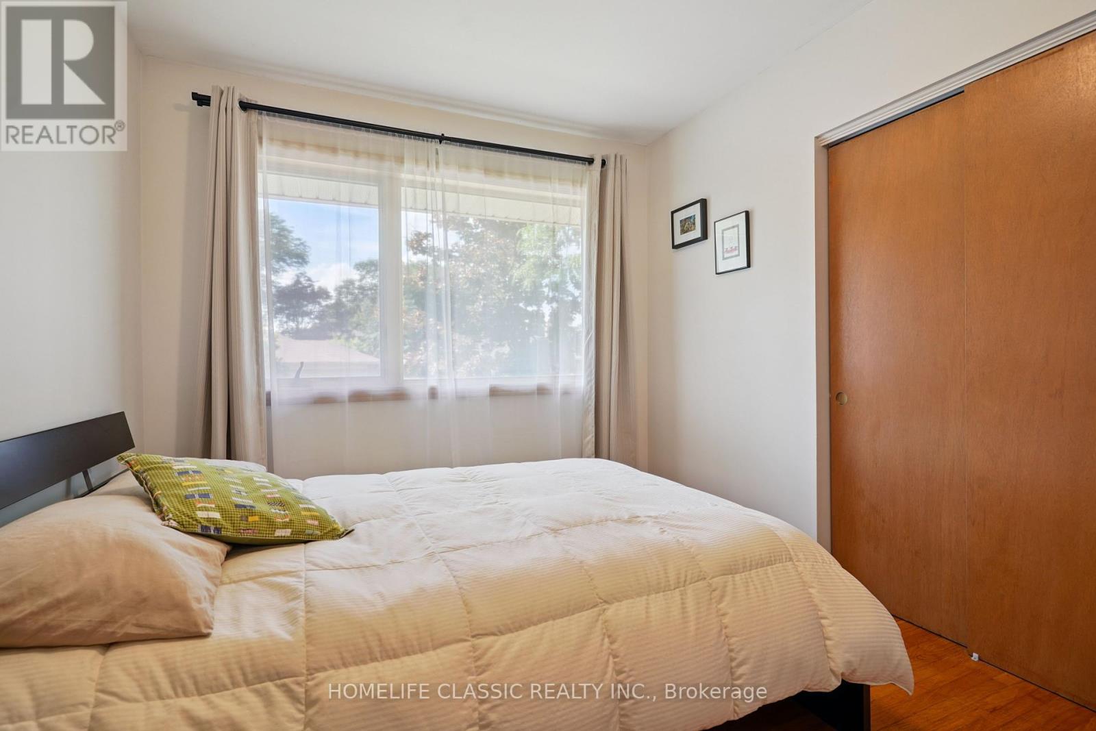 67 Beaver Bend Crescent, Toronto, Ontario  M9B 5R4 - Photo 24 - W12388186