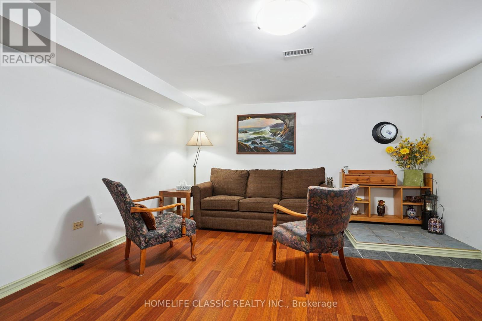 67 Beaver Bend Crescent, Toronto, Ontario  M9B 5R4 - Photo 29 - W12388186