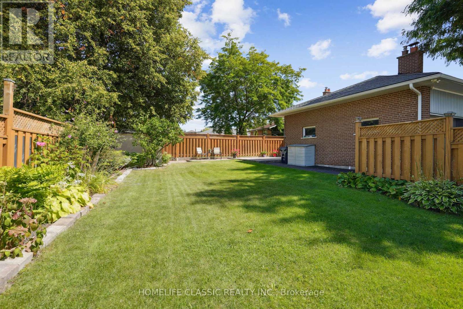 67 Beaver Bend Crescent, Toronto, Ontario  M9B 5R4 - Photo 37 - W12388186