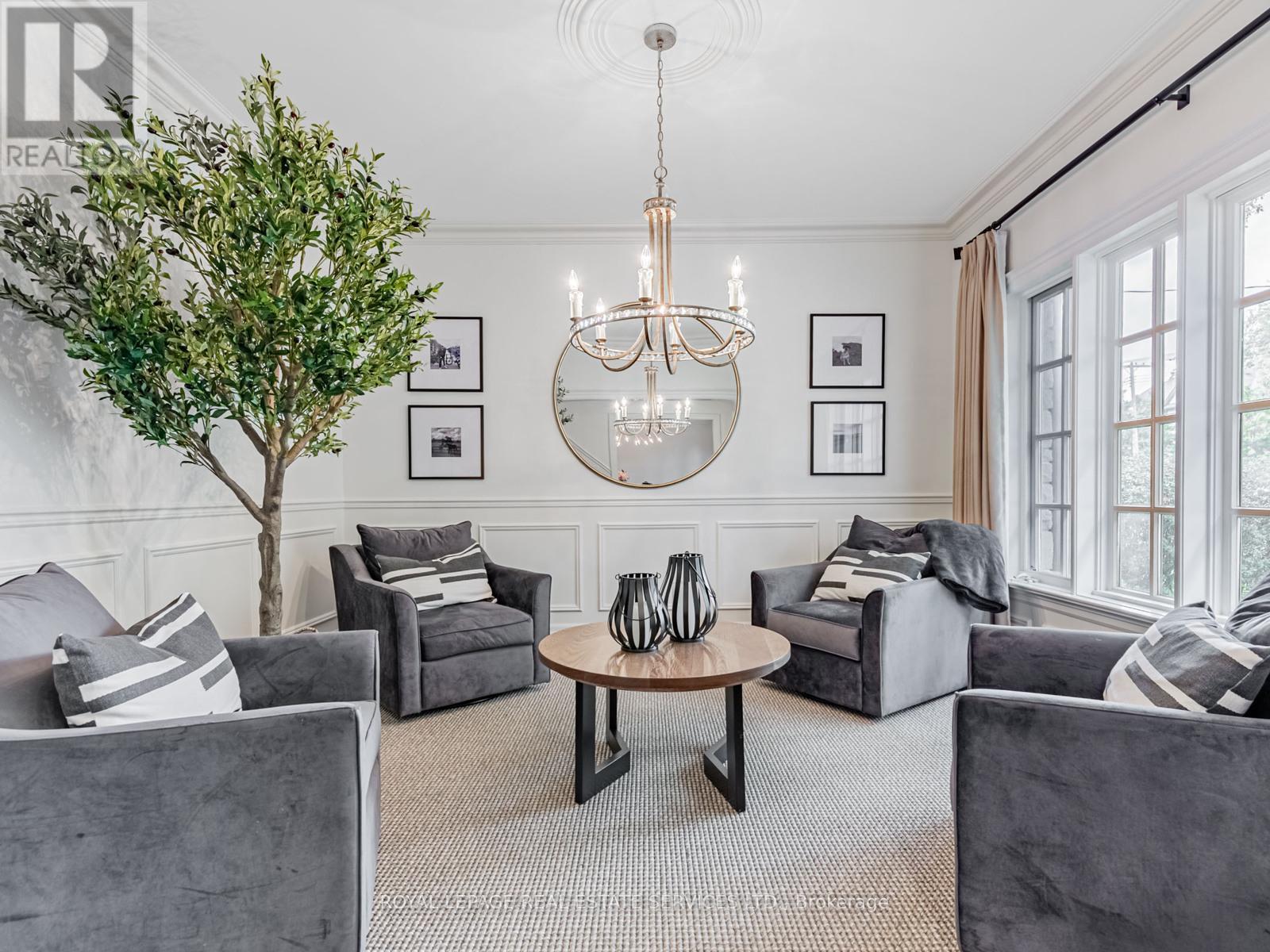 5 Reid Manor, Toronto, Ontario  M8Y 2H8 - Photo 10 - W12388209