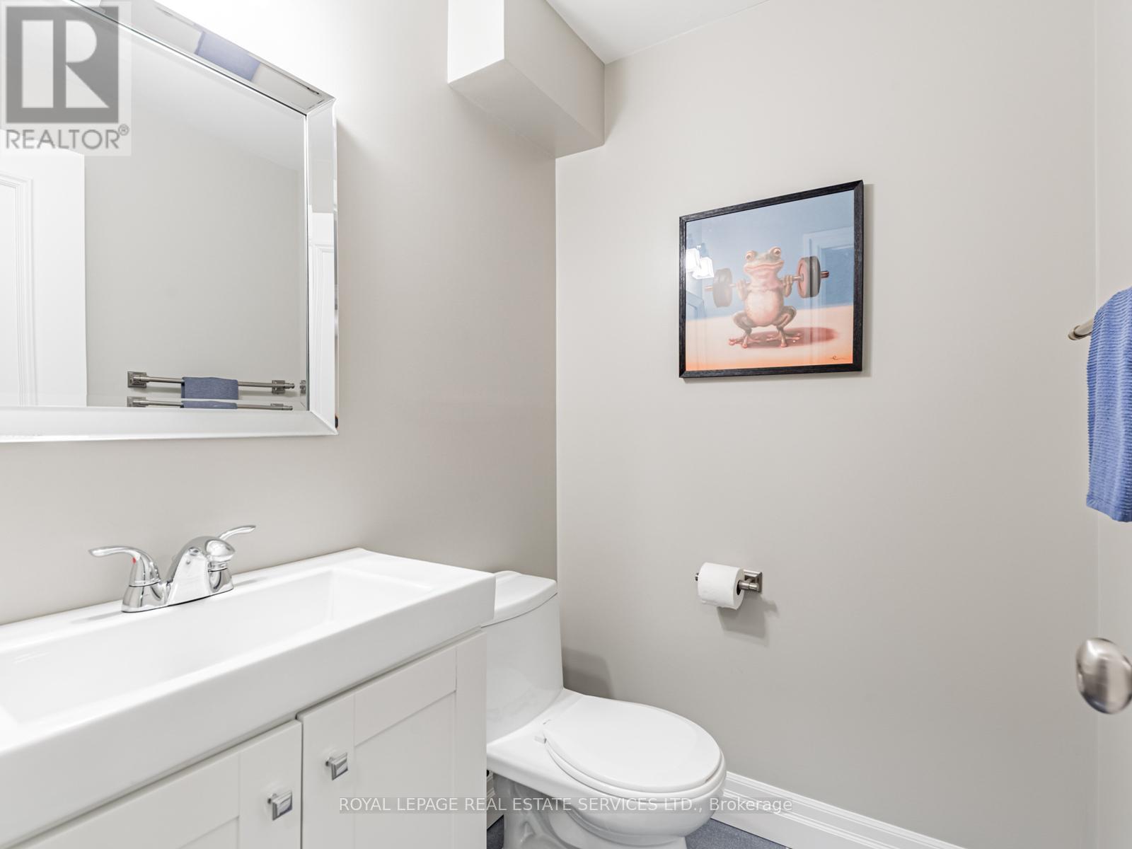 5 Reid Manor, Toronto, Ontario  M8Y 2H8 - Photo 41 - W12388209