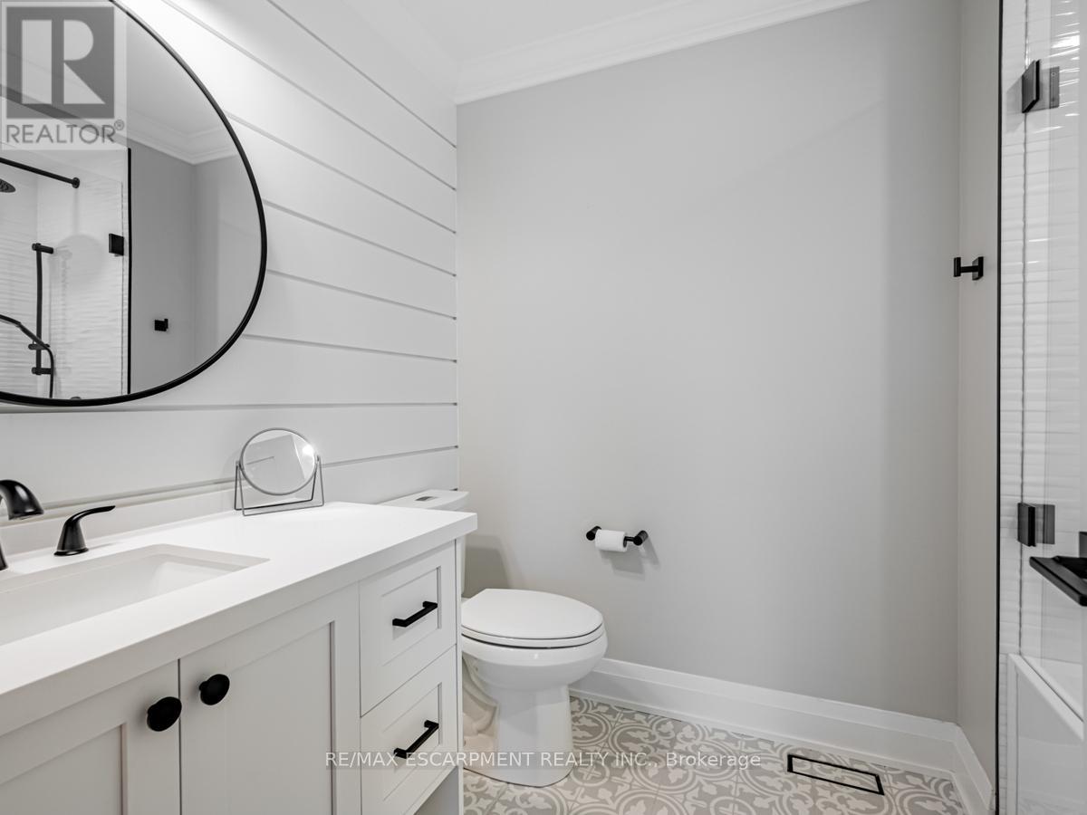 3390 Fox Run Circle, Oakville, Ontario  L6L 6W4 - Photo 30 - W12388233