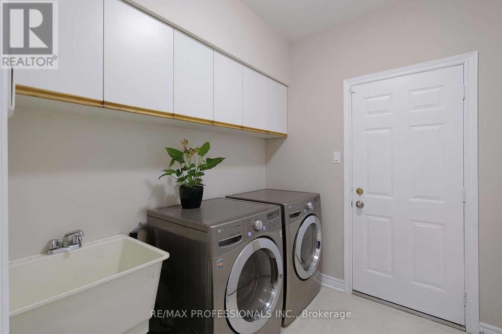1777 Covington Terrace, Mississauga, Ontario  L5M 3M5 - Photo 24 - W12388237