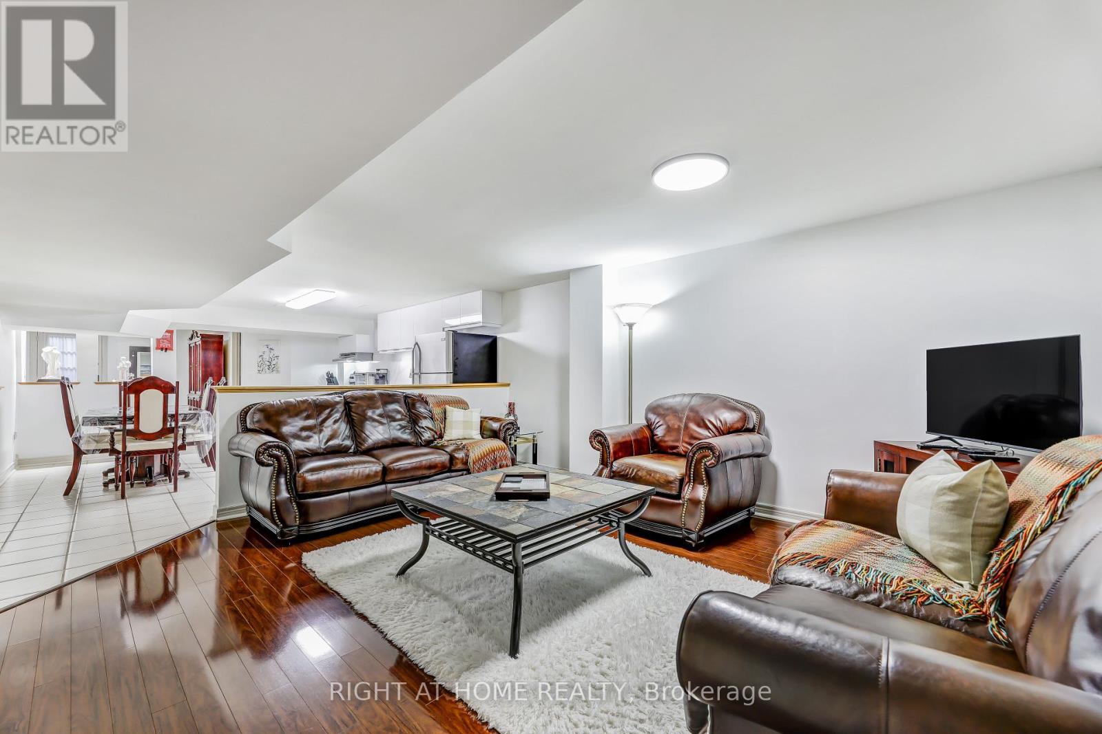 1665 Asgard Drive, Mississauga, Ontario  L5E 3G5 - Photo 29 - W12388255
