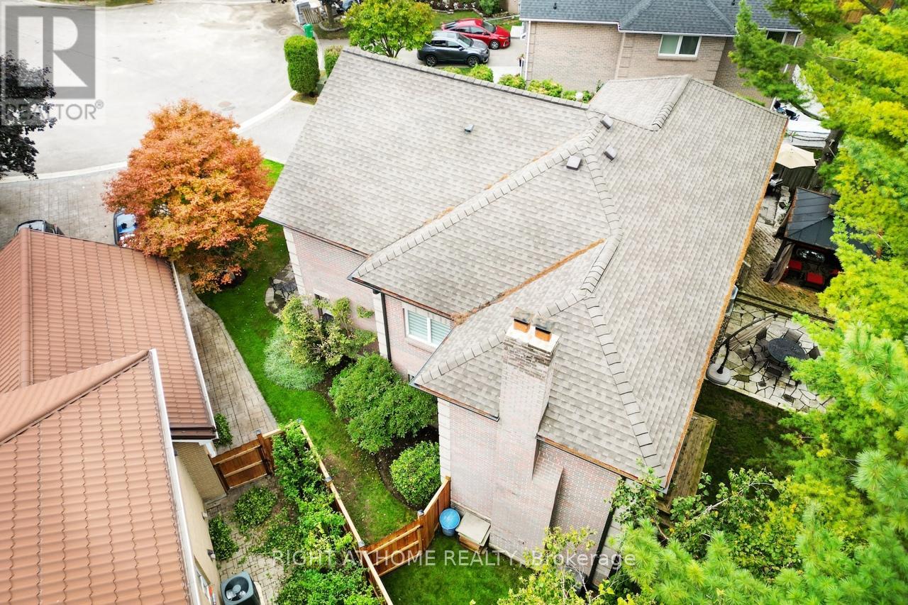 1665 Asgard Drive, Mississauga, Ontario  L5E 3G5 - Photo 40 - W12388255