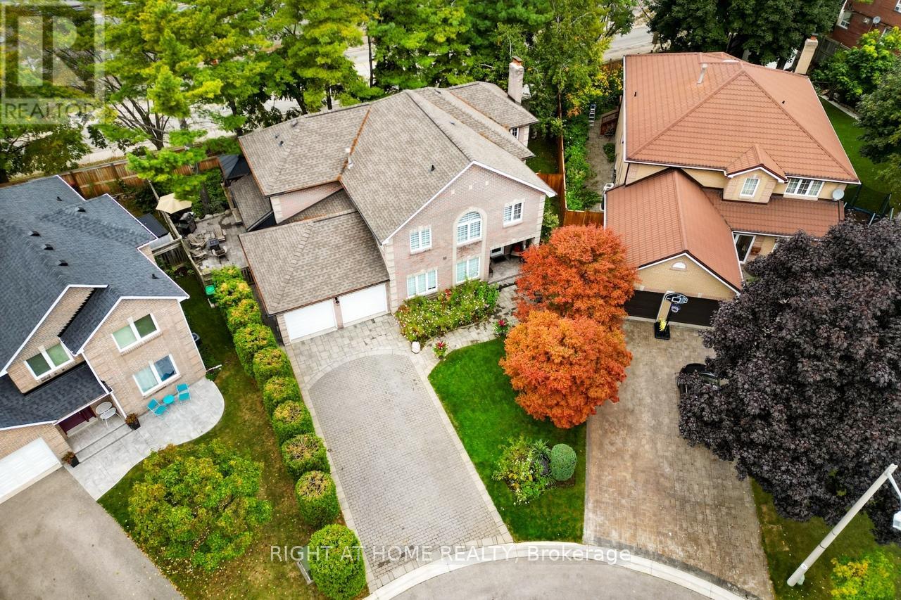 1665 Asgard Drive, Mississauga, Ontario  L5E 3G5 - Photo 42 - W12388255