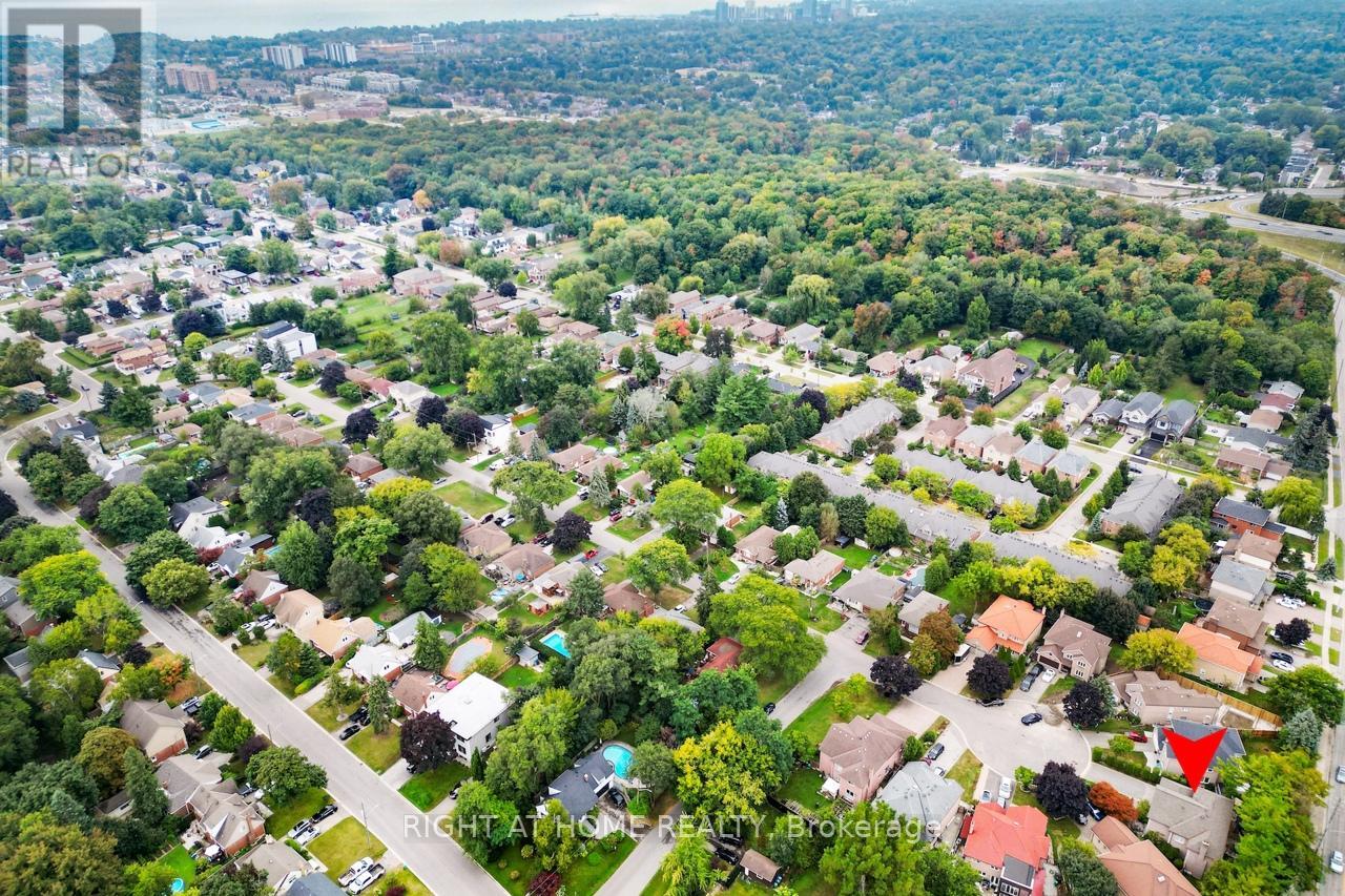 1665 Asgard Drive, Mississauga, Ontario  L5E 3G5 - Photo 44 - W12388255