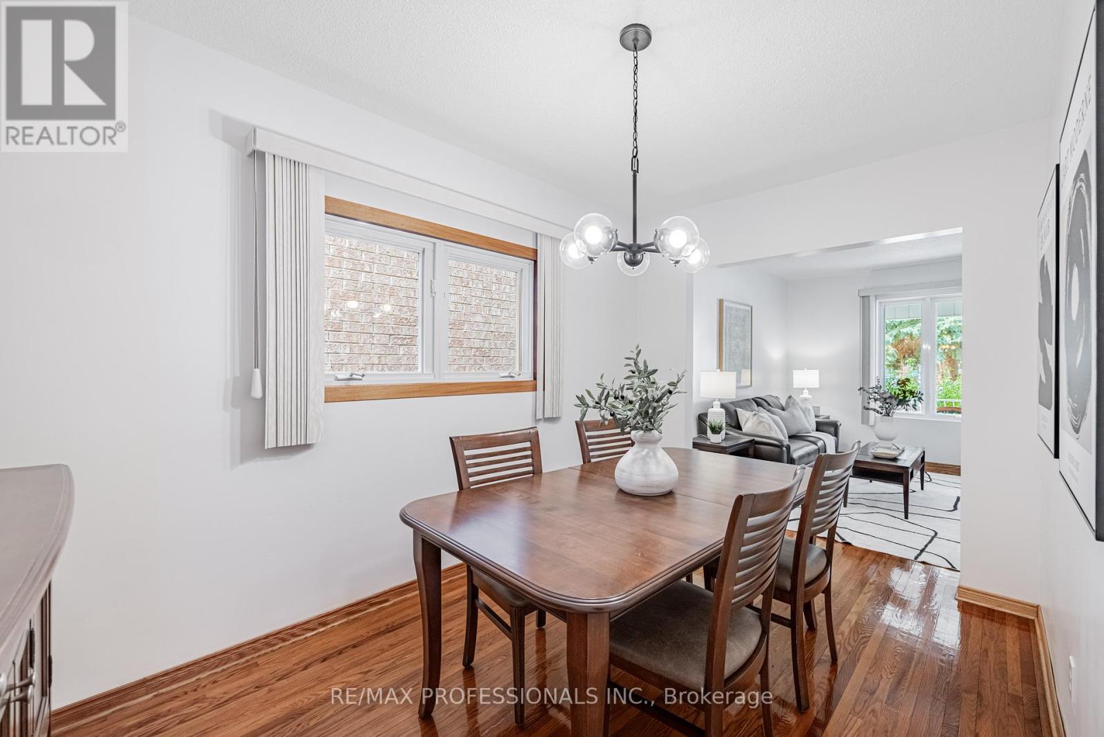 507 Salem Avenue N, Toronto, Ontario  M6H 3C9 - Photo 6 - W12388256