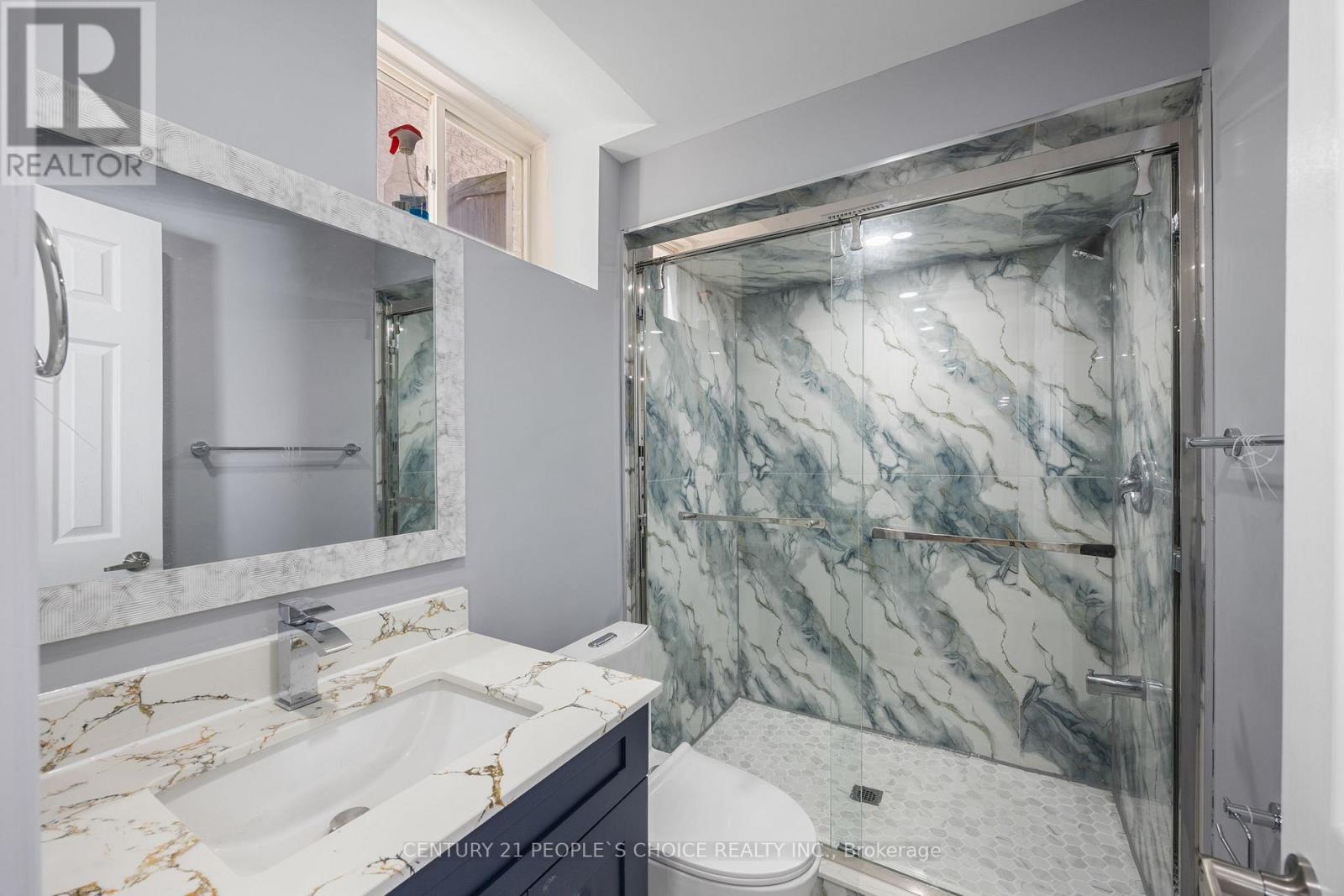 32 Frenchpark Circle Nw, Brampton, Ontario  L6X 0Y6 - Photo 34 - W12388278
