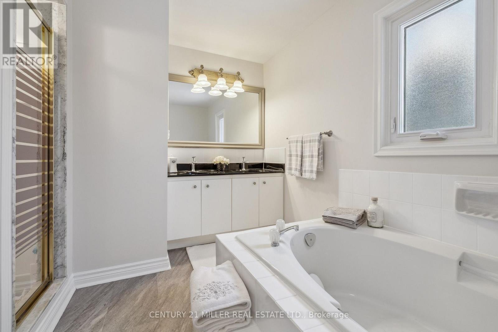 4665 Beaufort Terrace, Mississauga, Ontario  L5M 3J1 - Photo 19 - W12388291