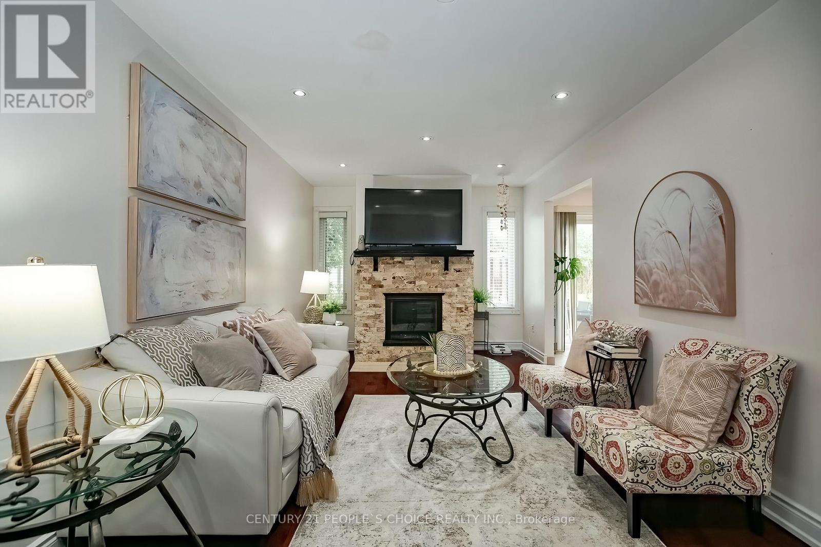 24 Vivians Crescent, Brampton (Fletcher's West), Ontario  L6Y 4V1 - Photo 11 - W12388315
