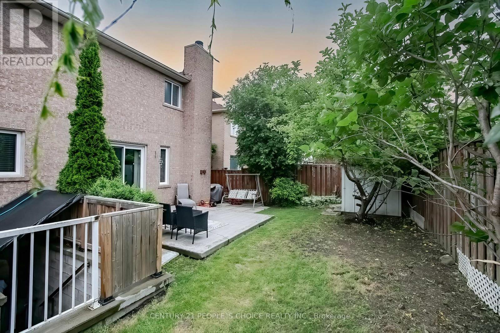 24 Vivians Crescent, Brampton (Fletcher's West), Ontario  L6Y 4V1 - Photo 47 - W12388315