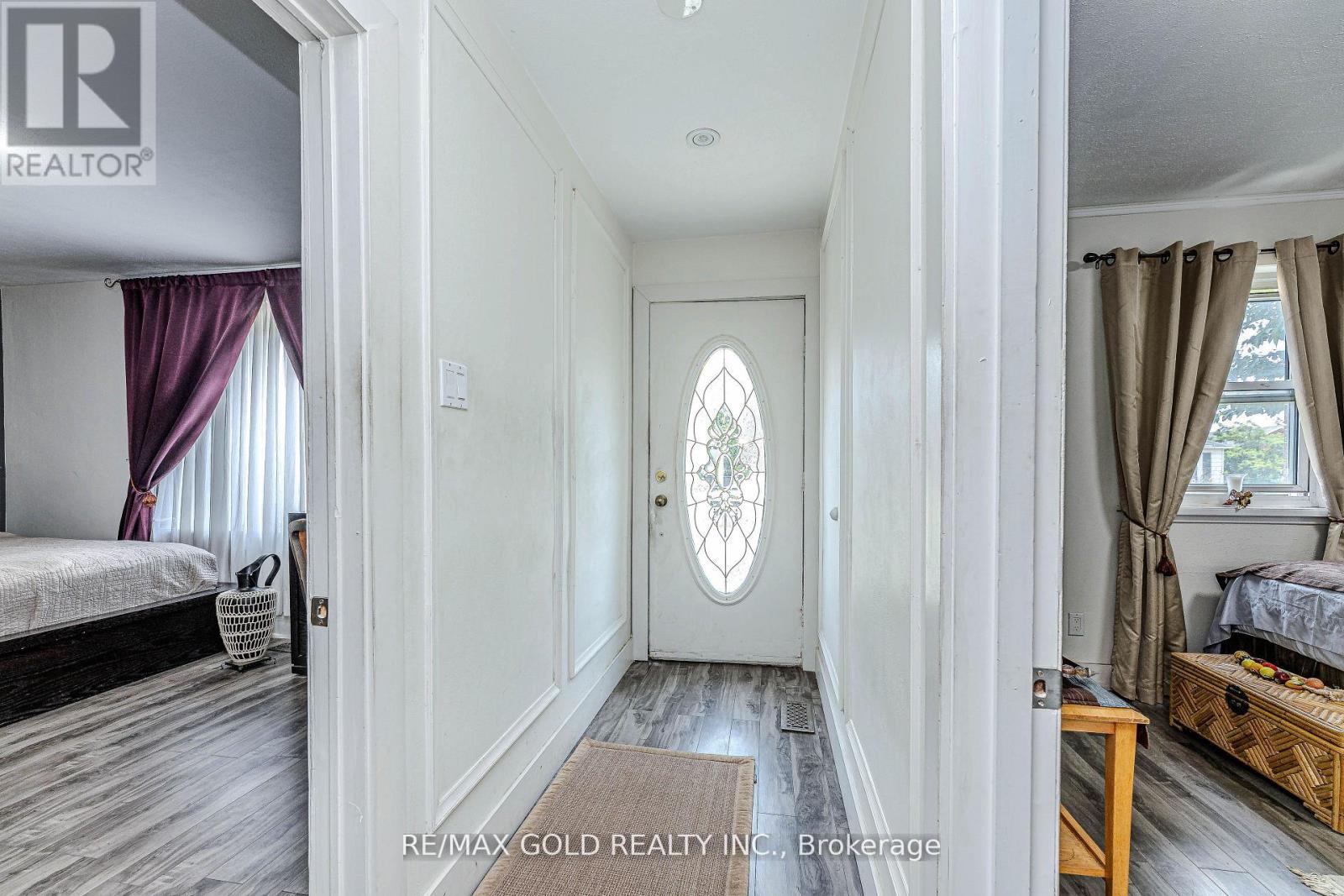 39 Harrow Street, Mississauga, Ontario  L4T 1J6 - Photo 17 - W12388317